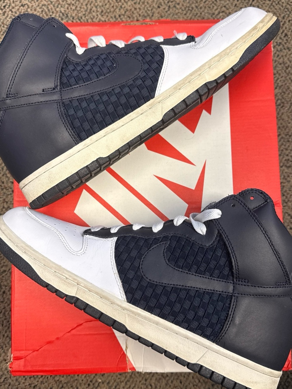 Nike Dunk High White Dark Obsidian Men’s High-Top Sneakers in Navy and White